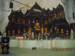 Statue of gods inside Sam Poh Tong