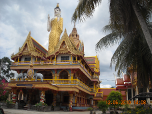 The main building in Wat Mai Suwankhiri